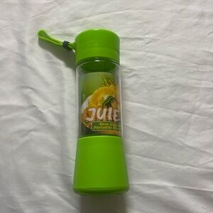 Small smoothie maker